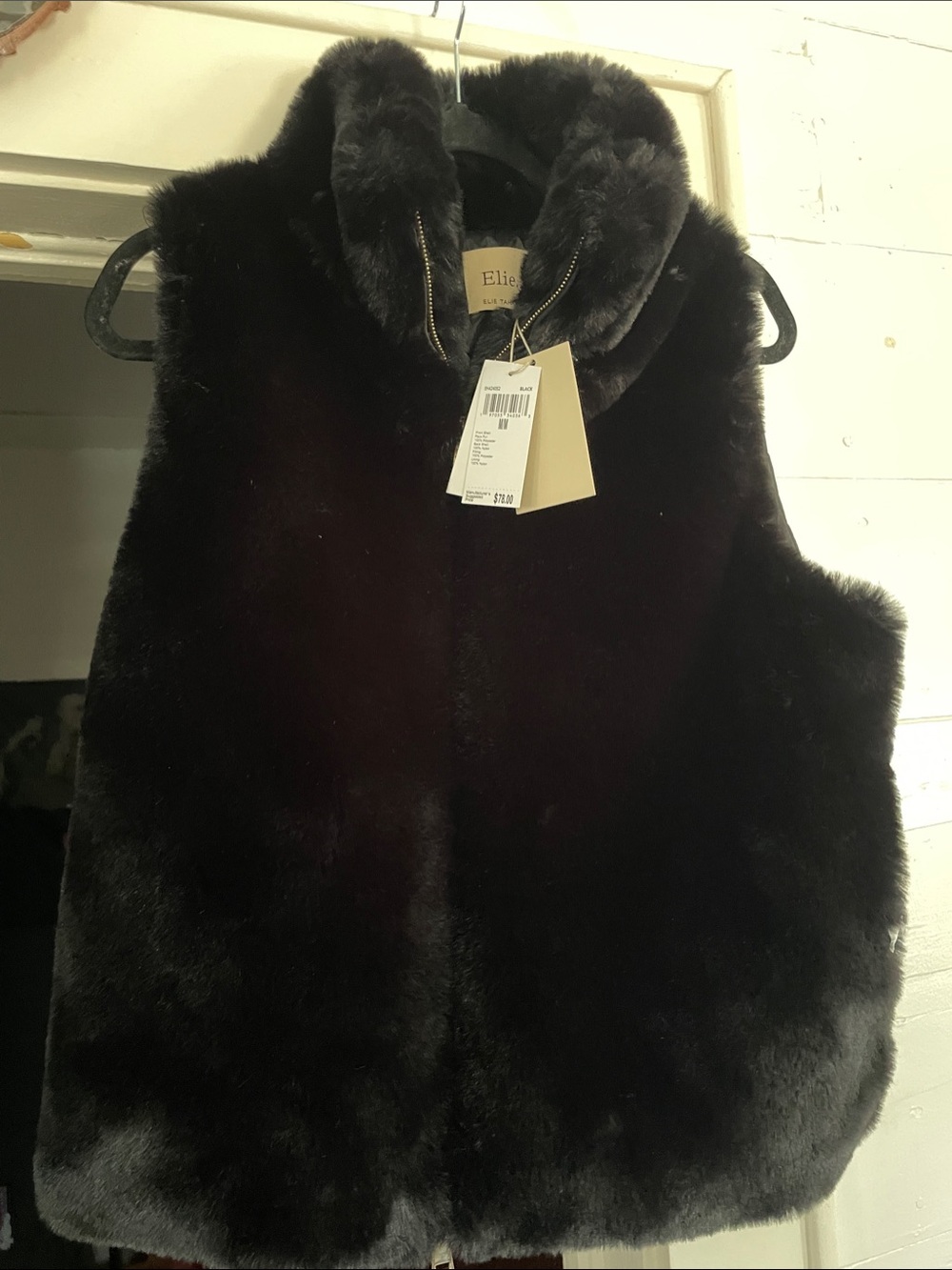 Elie Tahari Black Faux Fur Vest NWT Size M Gold Hardware